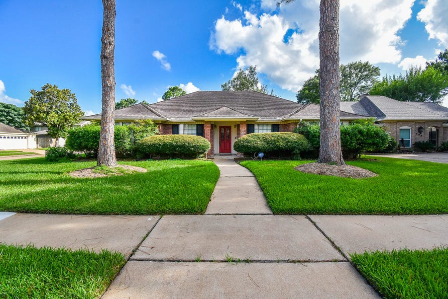 Property photo for 510 Everington Drive, Katy, TX