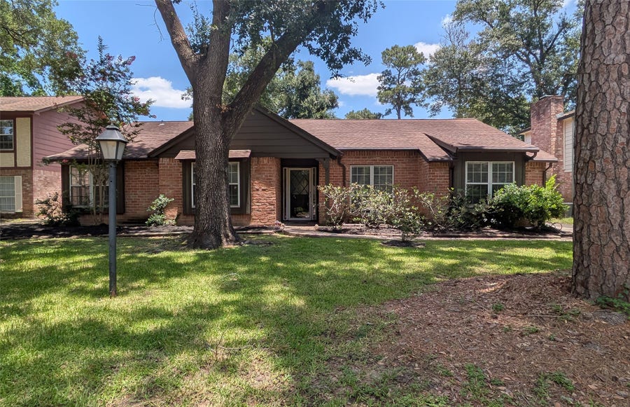Property photo for 16518 Courtland Circle, Spring, TX