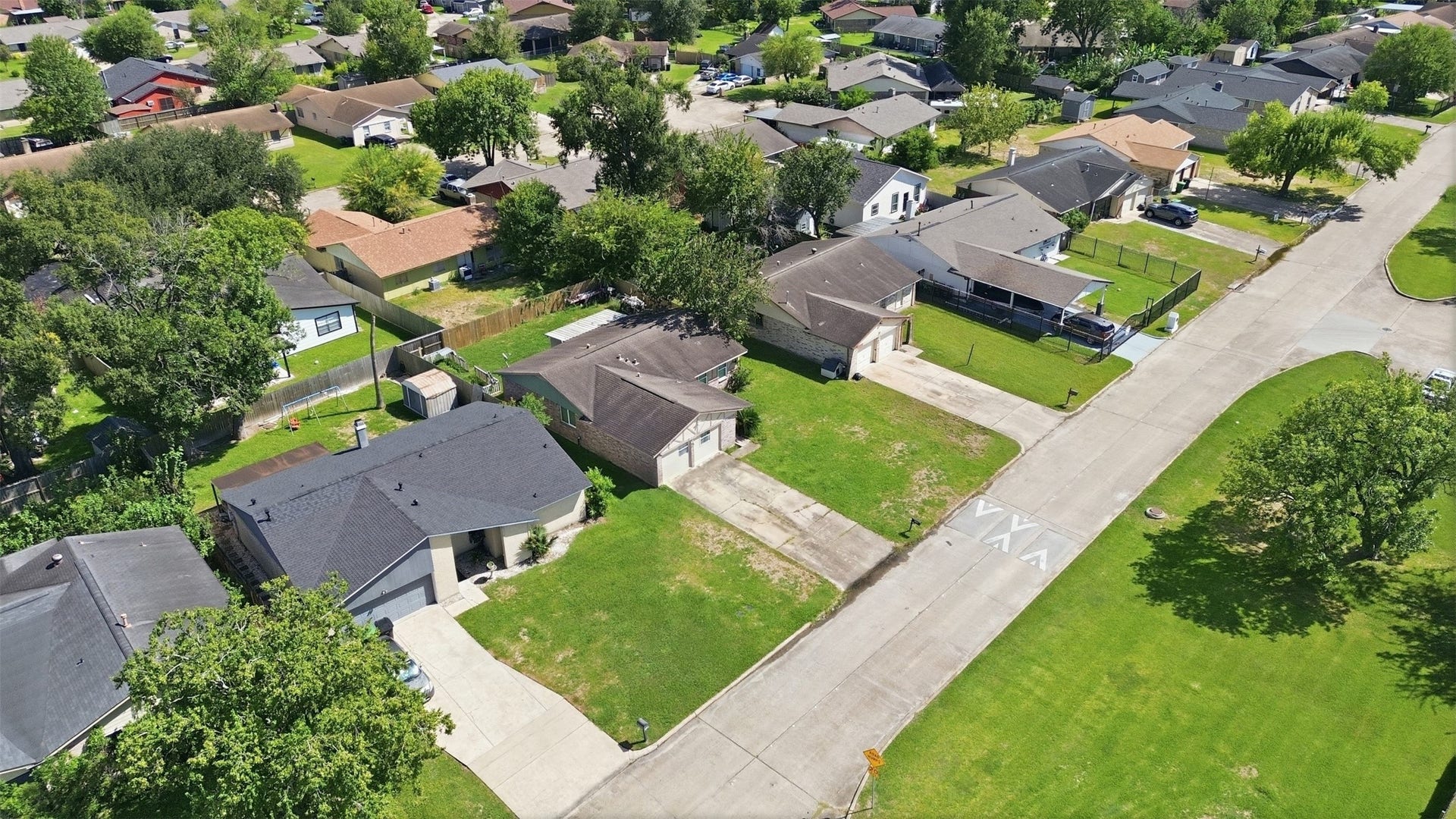2626 John Ralston Road, Houston, TX 77013 2626 John Ralston Road, Houston, TX 77013