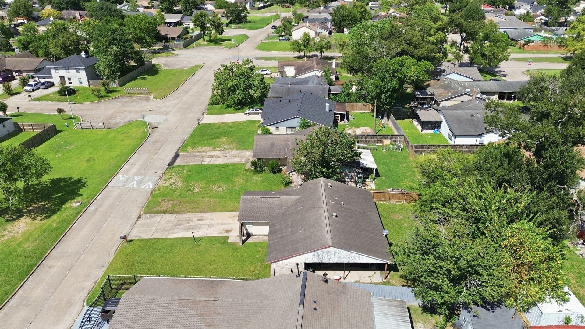 2626 John Ralston Road, Houston, TX 77013 2626 John Ralston Road, Houston, TX 77013