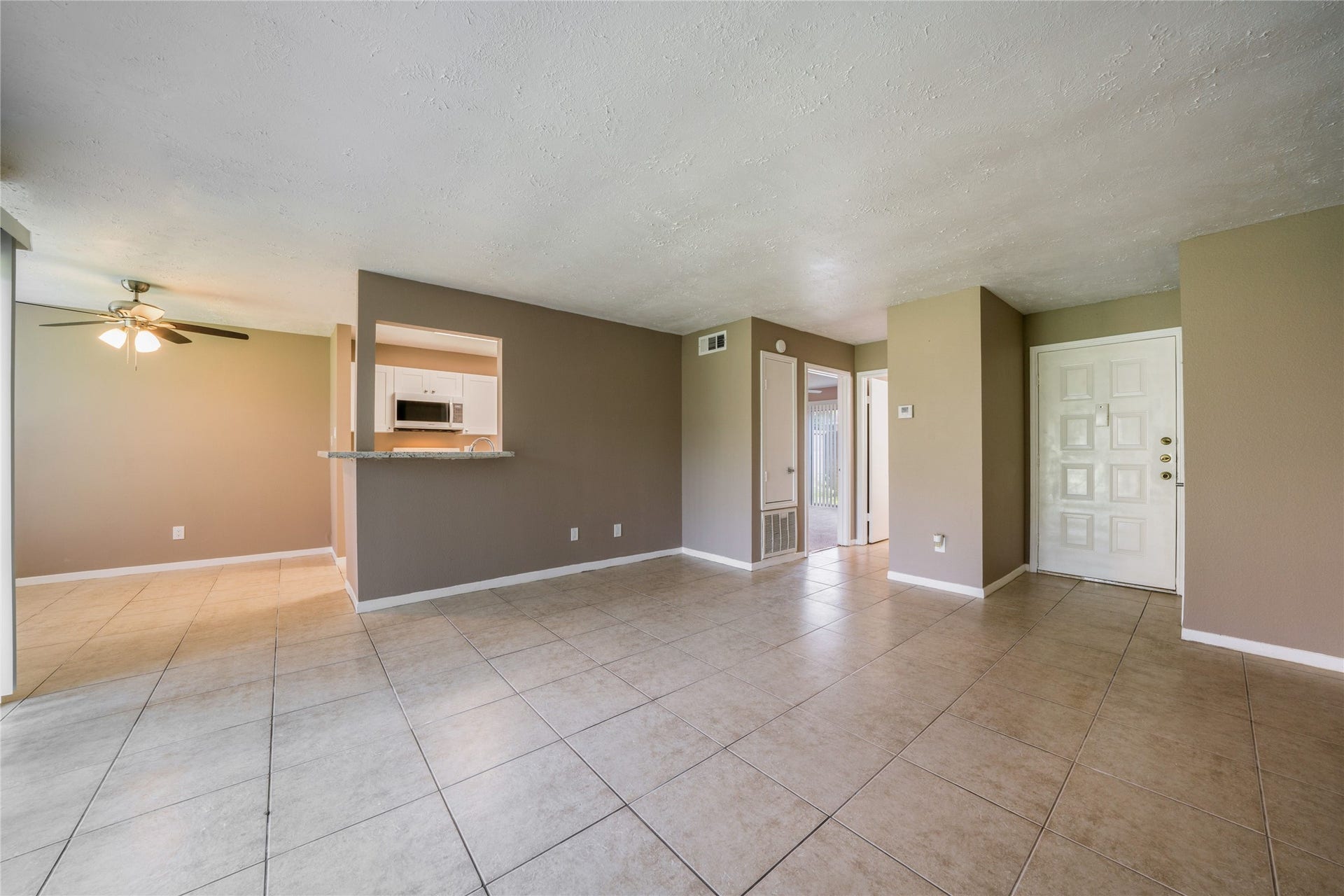 8481 Sands Point Drive, Houston, TX 77036 8481 Sands Point Drive, Houston, TX 77036