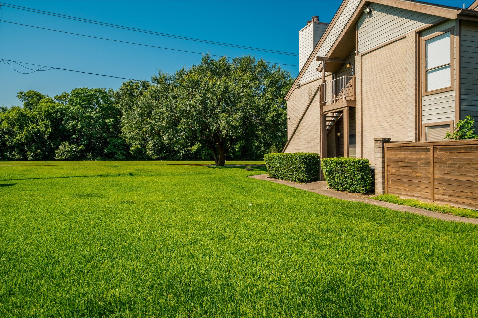8481 Sands Point Drive, Houston, TX 77036 8481 Sands Point Drive, Houston, TX 77036
