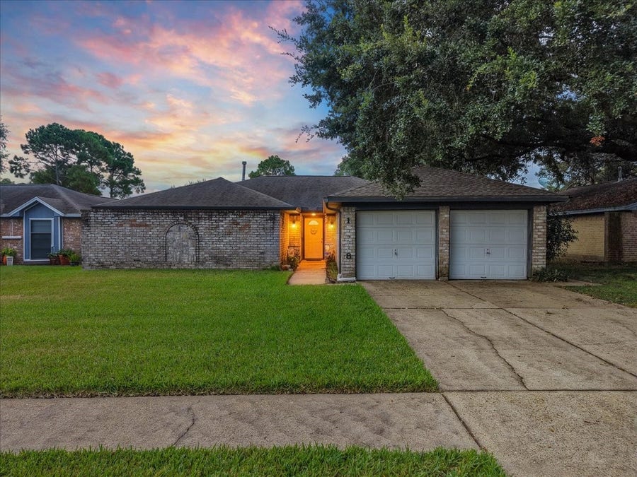 Property photo for 15718 Brookford Drive, Houston, TX
