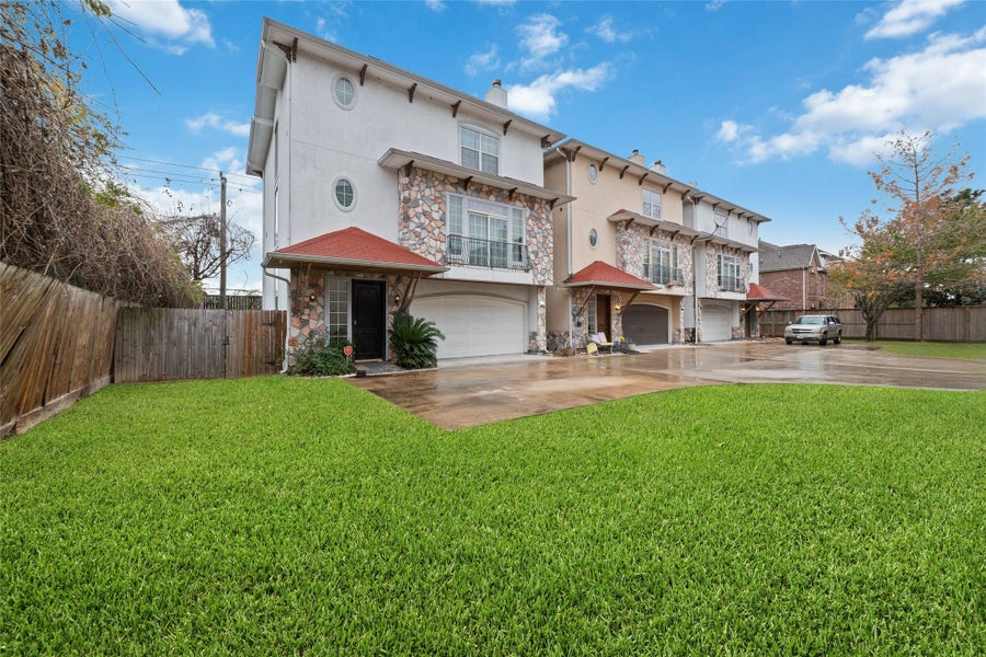 Property photo for 3004 Falls At Fairdale, Houston, TX