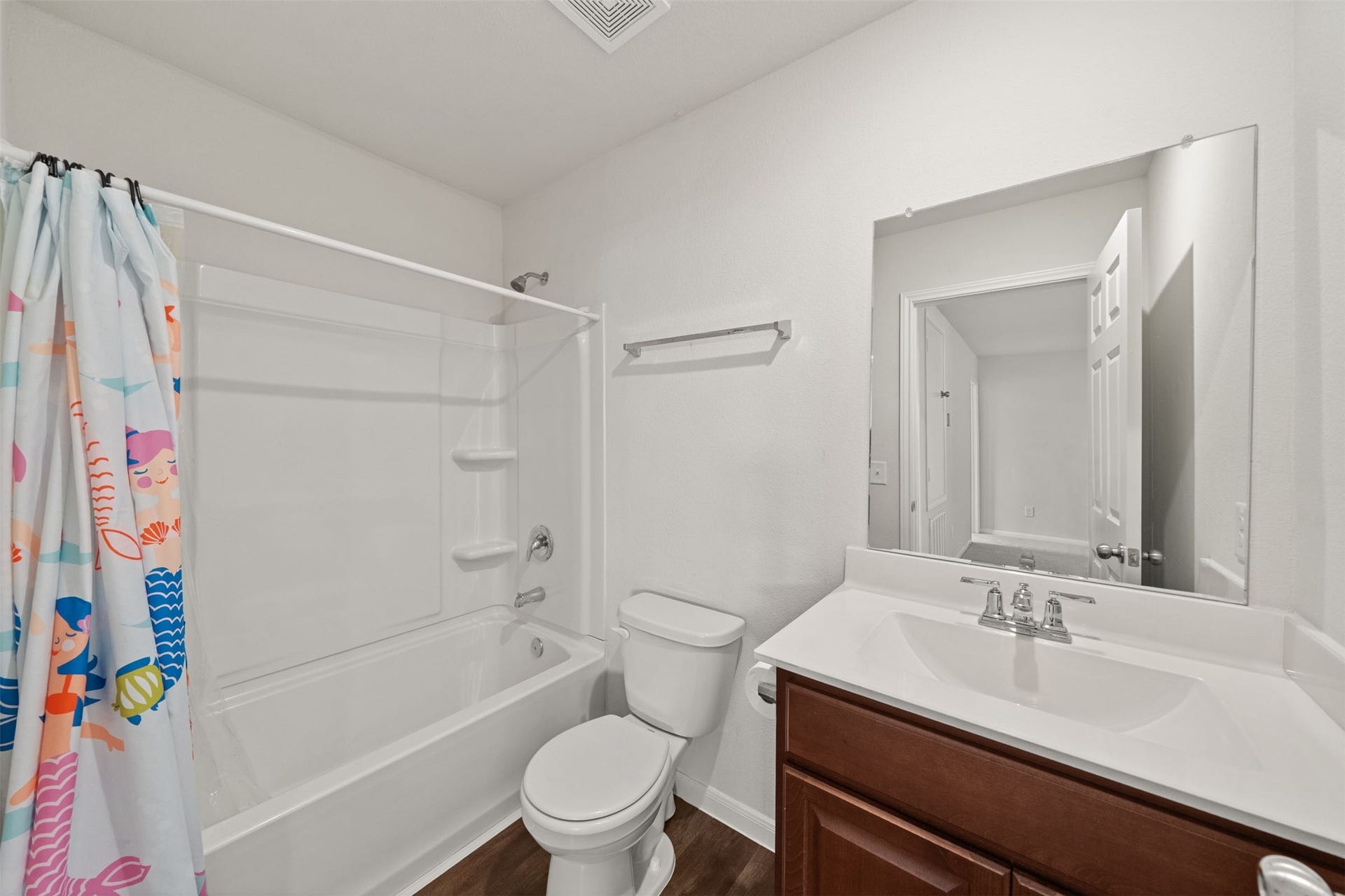 12602 Baker Bend Street, Houston, TX 77034 VIRTUALLY STAGED