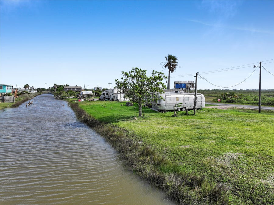 Property photo for 1214 N Tinkle Lane, Crystal Beach, TX