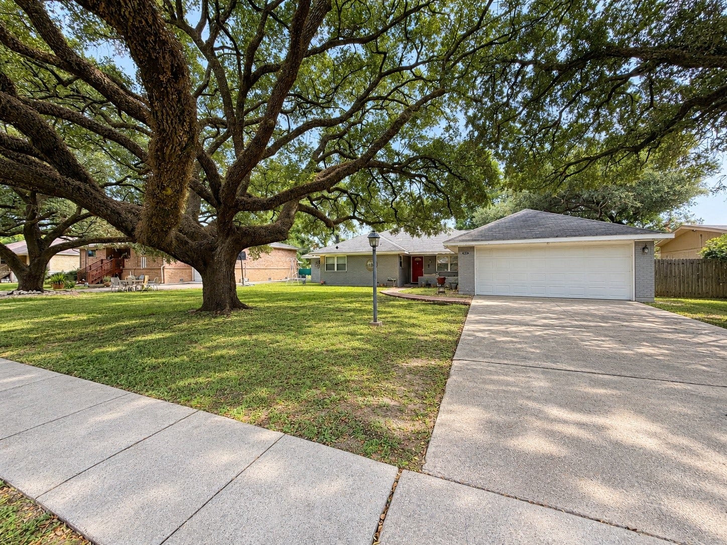 15901 Jersey Drive, Houston, TX 77040 15901 Jersey Drive, Houston, TX 77040
