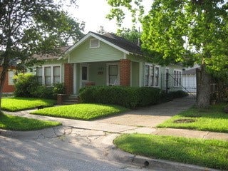 Property photo for 1021 E 16th Street, Houston, TX