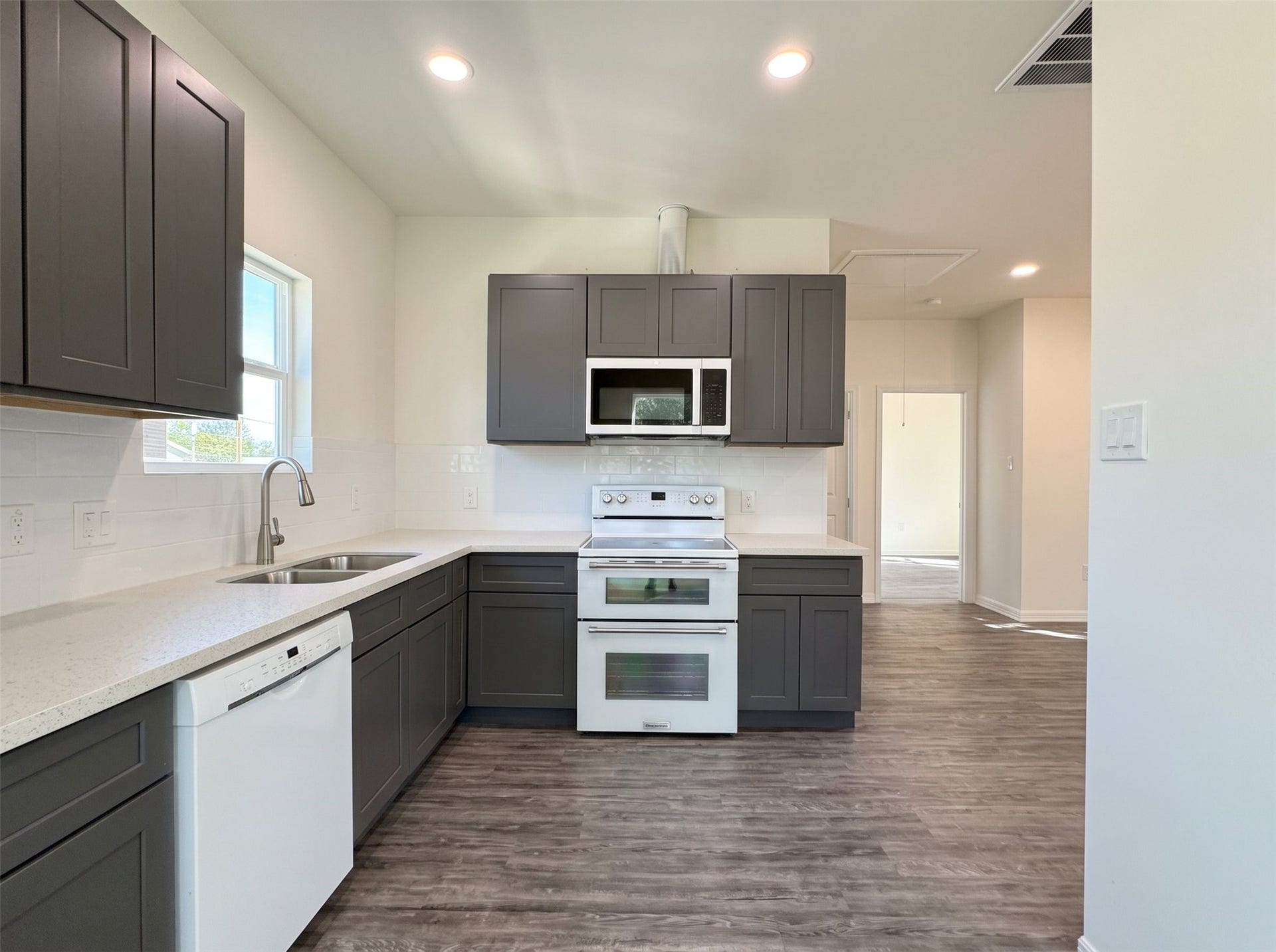 7414 Canal Street, Houston, TX 77011 2nd Floor Unit