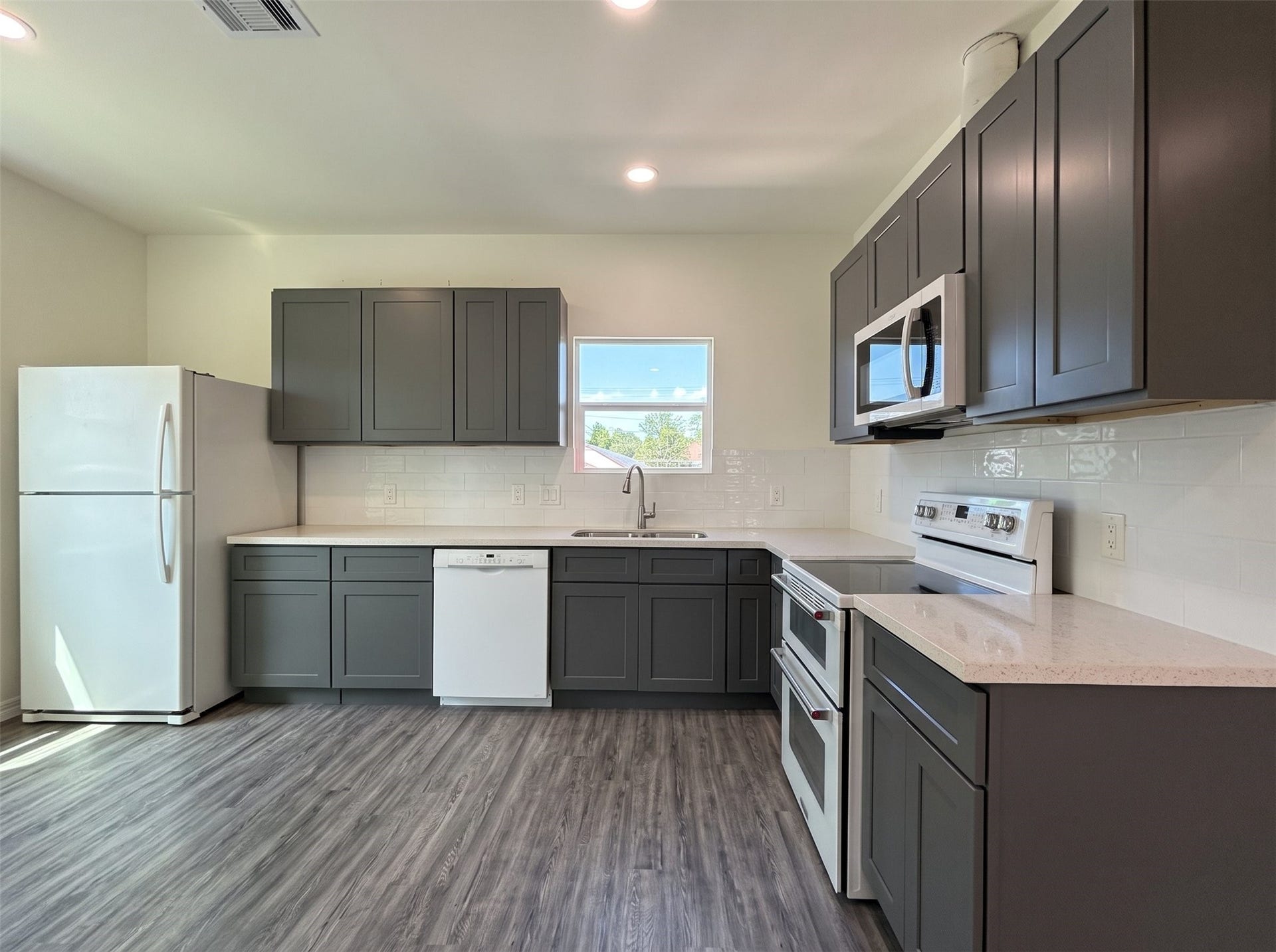 7414 Canal Street, Houston, TX 77011 2nd Floor Unit