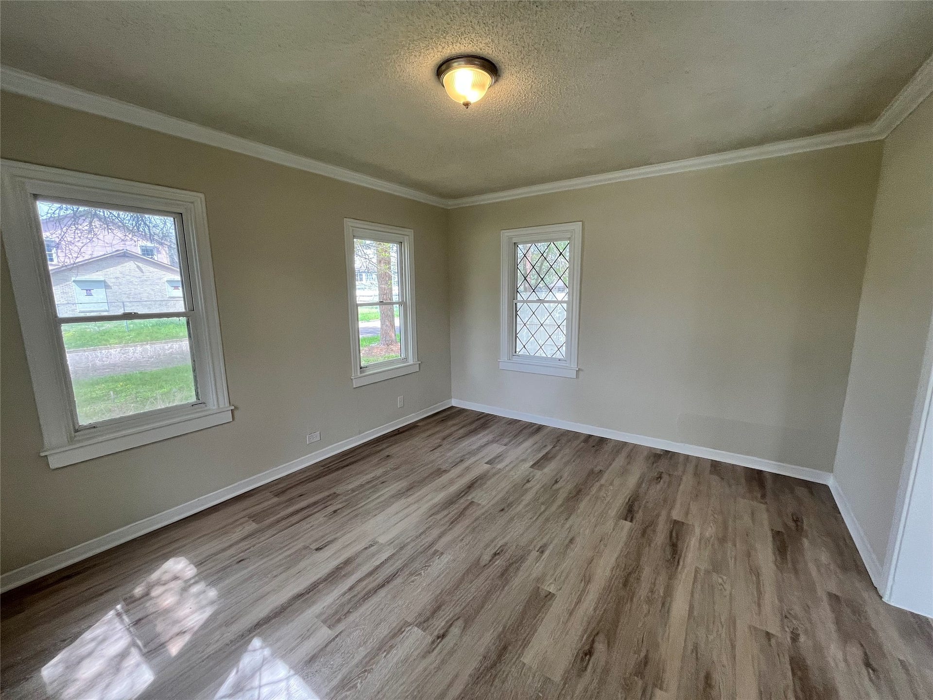30 12th Avenue N, Texas City, TX 77590 30 12th Avenue N, Texas City, TX 77590