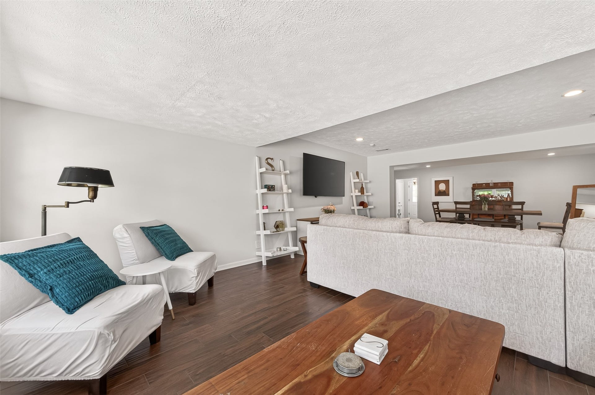 2610 Teague Road, Houston, TX 77080 2610 Teague Road, Houston, TX 77080