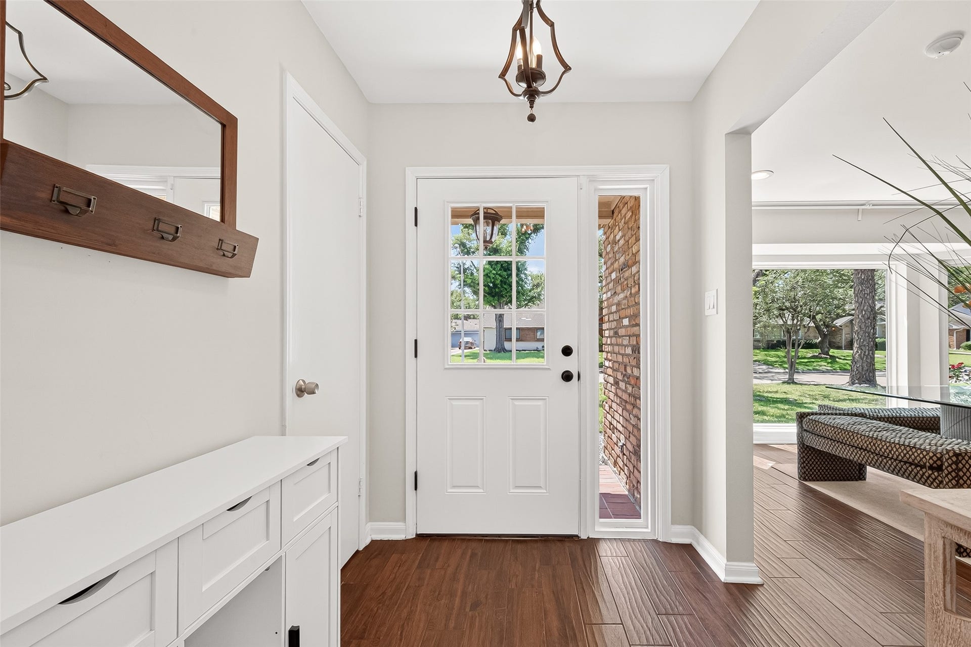 2610 Teague Road, Houston, TX 77080 Bright and welcoming entryway. Front door May 2026.