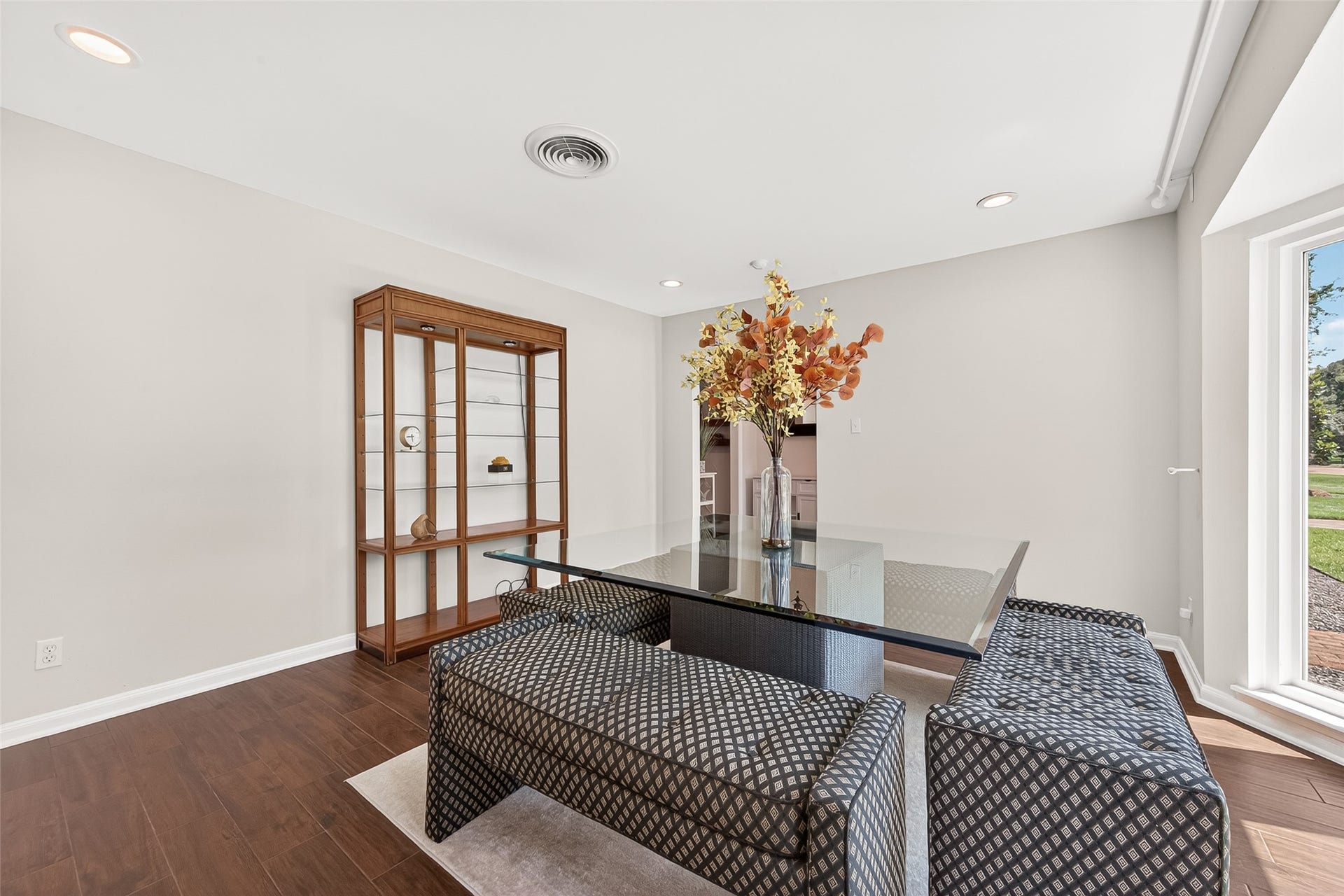 2610 Teague Road, Houston, TX 77080 2610 Teague Road, Houston, TX 77080