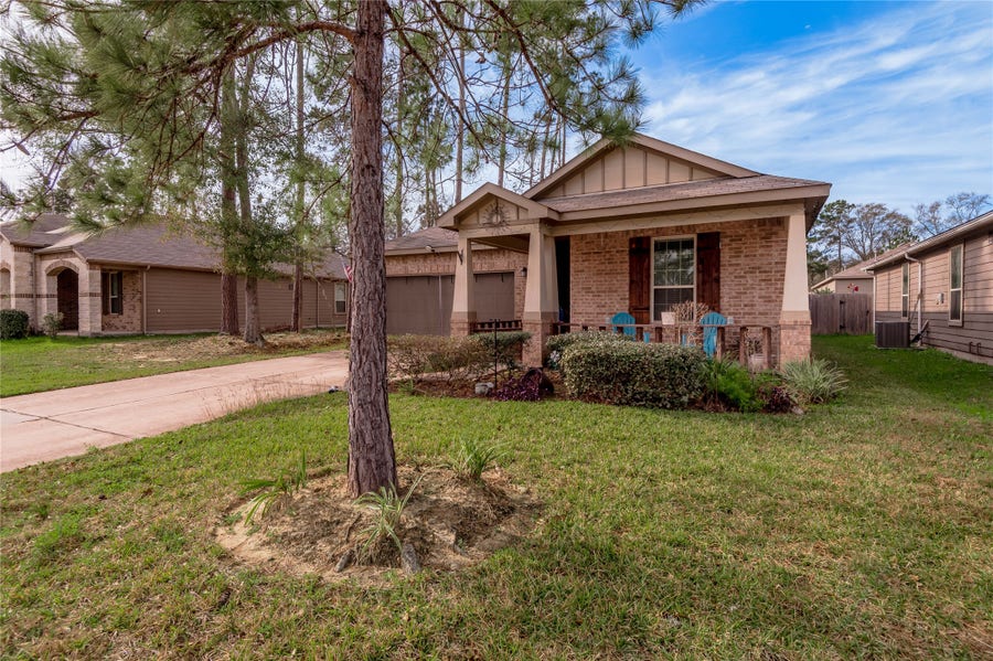 Property photo for 2068 Lost Timbers Drive, Conroe, TX