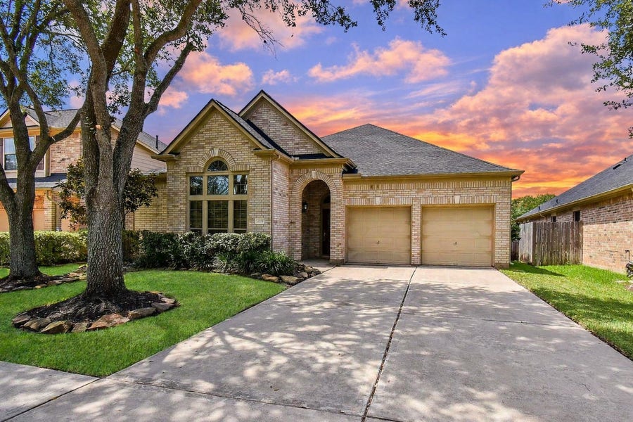 Property photo for 4119 Candle Cove Court, Sugar Land, TX