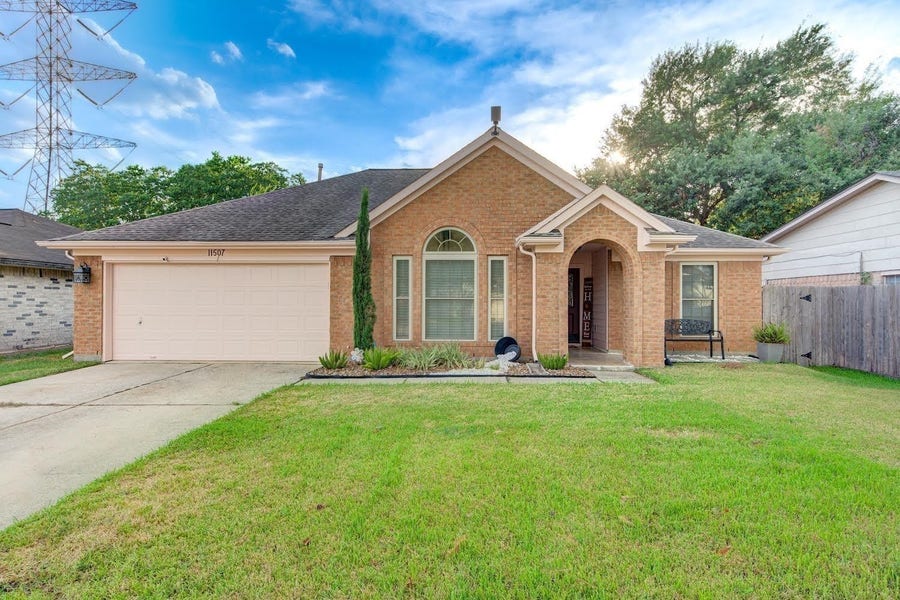 Property photo for 11507 Stone Bridge Drive, Houston, TX