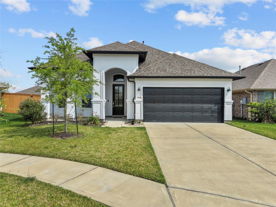 Property photo for 13224 Diamond Reef Lane, Texas City, TX