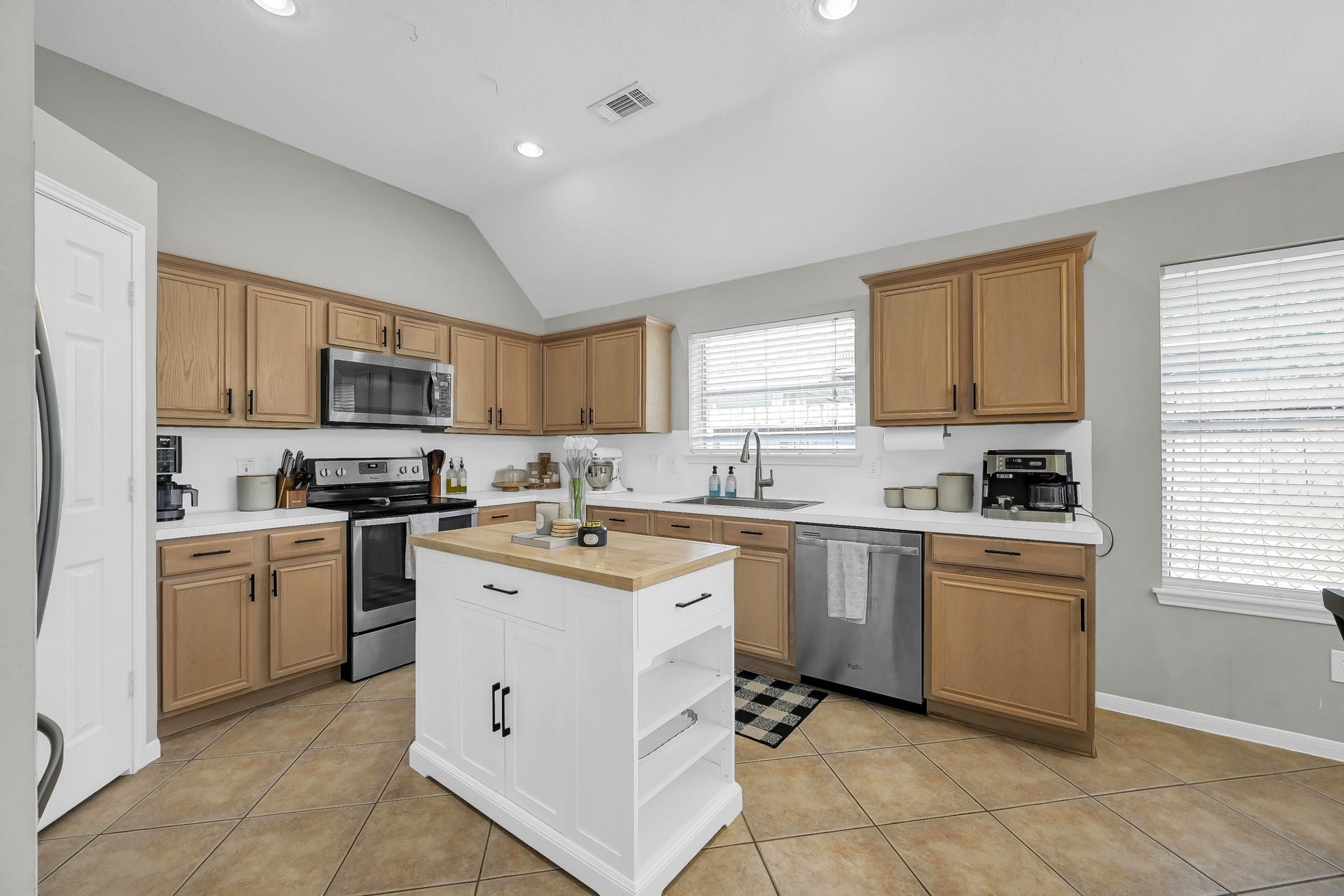 1427 Chesterpoint Drive, Spring, TX 77386 1427 Chesterpoint Drive, Spring, TX 77386