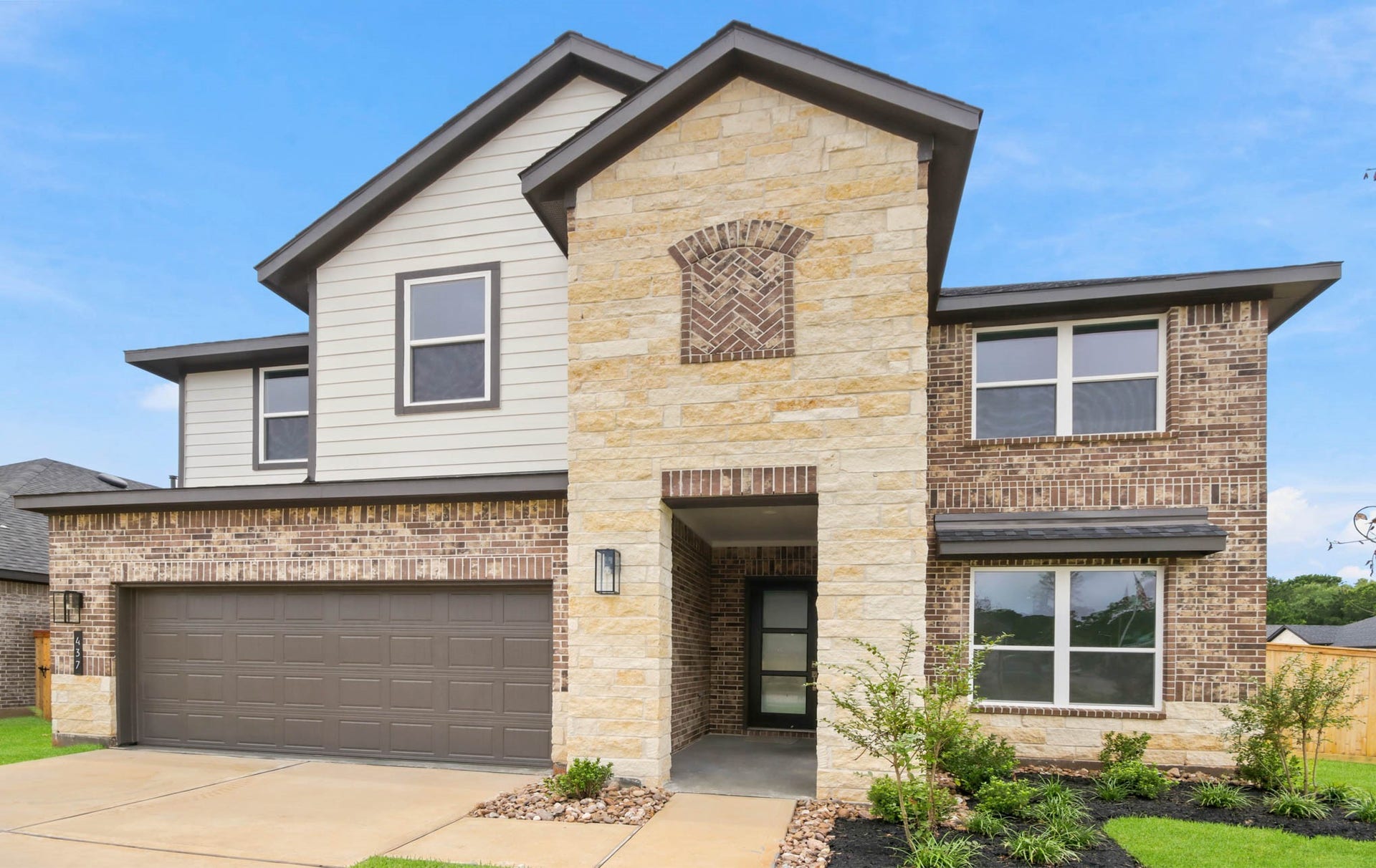 437 Summerset Landing Court, Conroe, TX 77304 437 Summerset Landing Court, Conroe, TX 77304