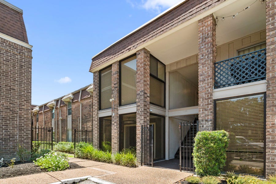 Property photo for 7575 Katy Freeway, #18, Houston, TX