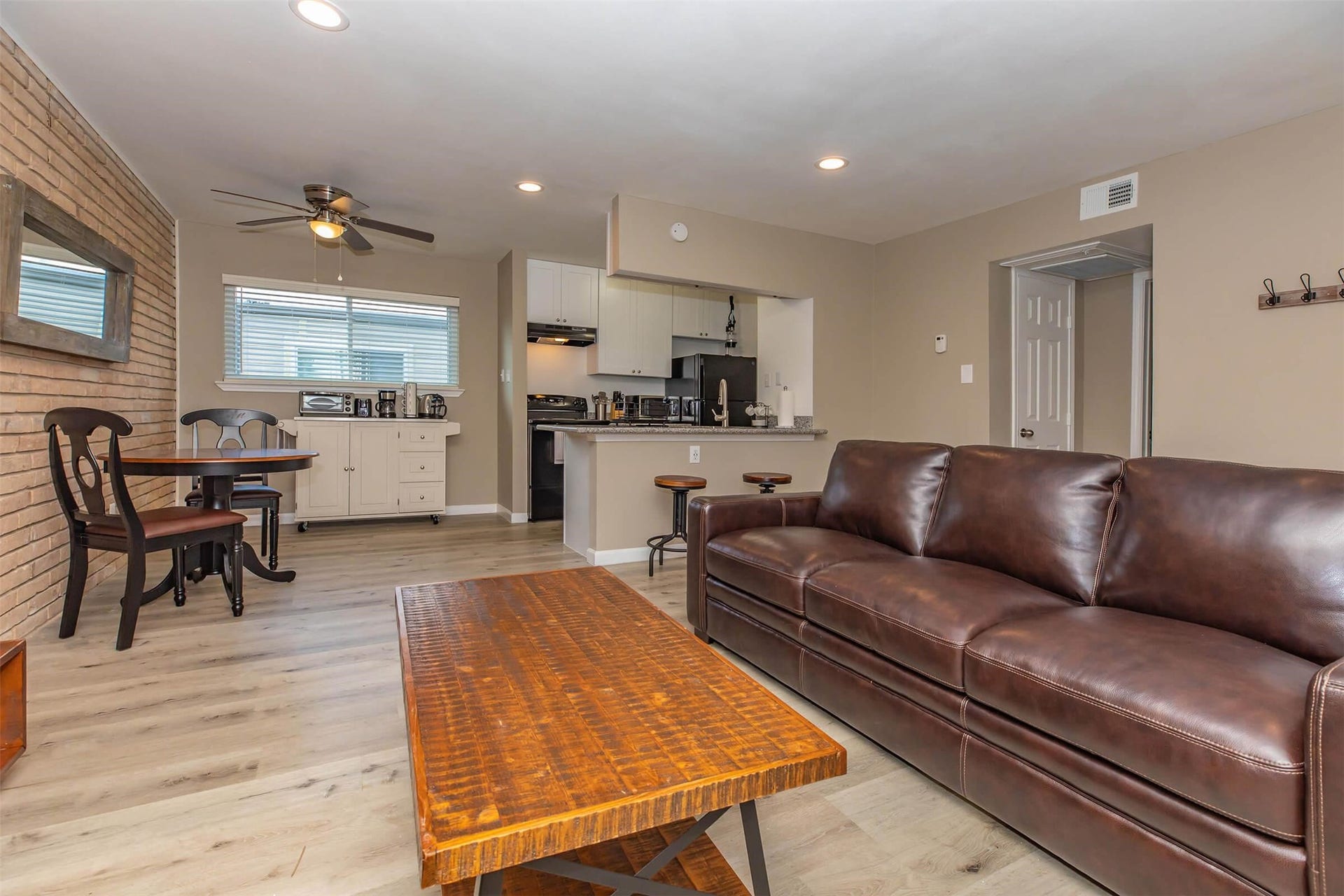 9707 Timberside Drive, #20, Houston, TX 77025 9707 Timberside Drive, #20, Houston, TX 77025