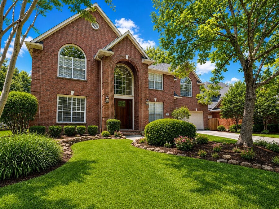 Property photo for 19 Bentgrass Place, The Woodlands, TX