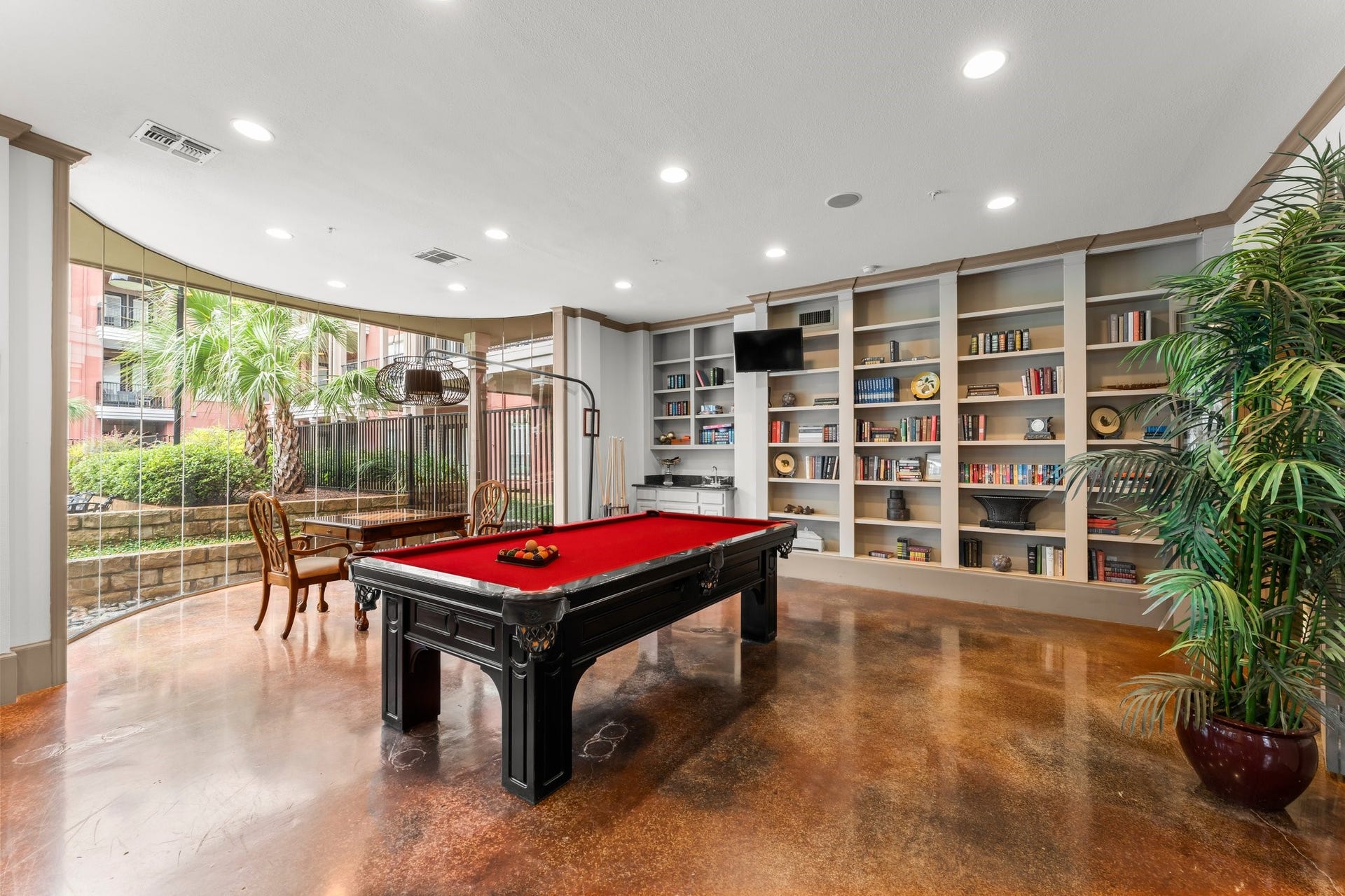 2400 Mccue Road, #237, Houston, TX 77056 Who's up for a game of pool?
