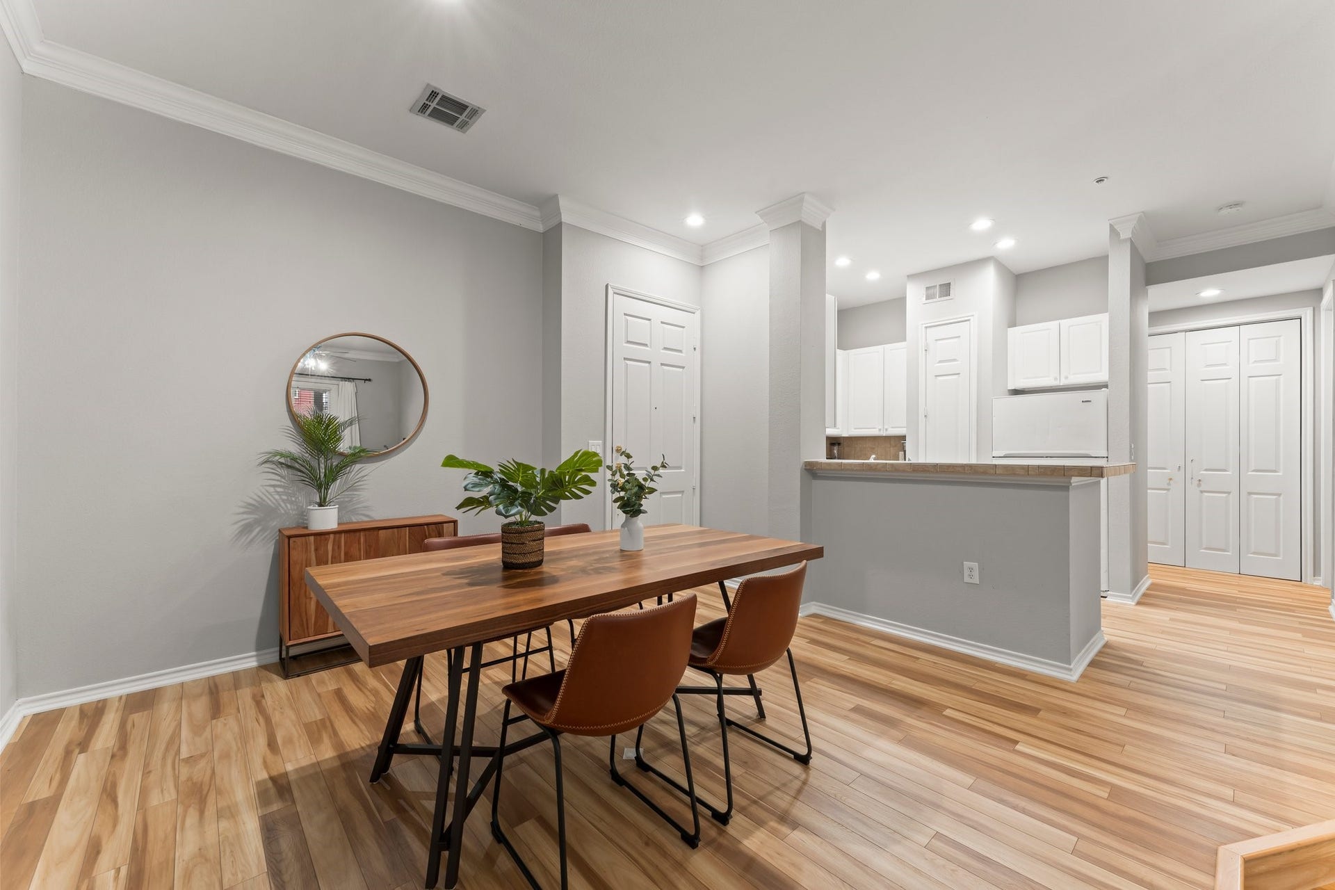 2400 Mccue Road, #237, Houston, TX 77056 2400 Mccue Road, #237, Houston, TX 77056