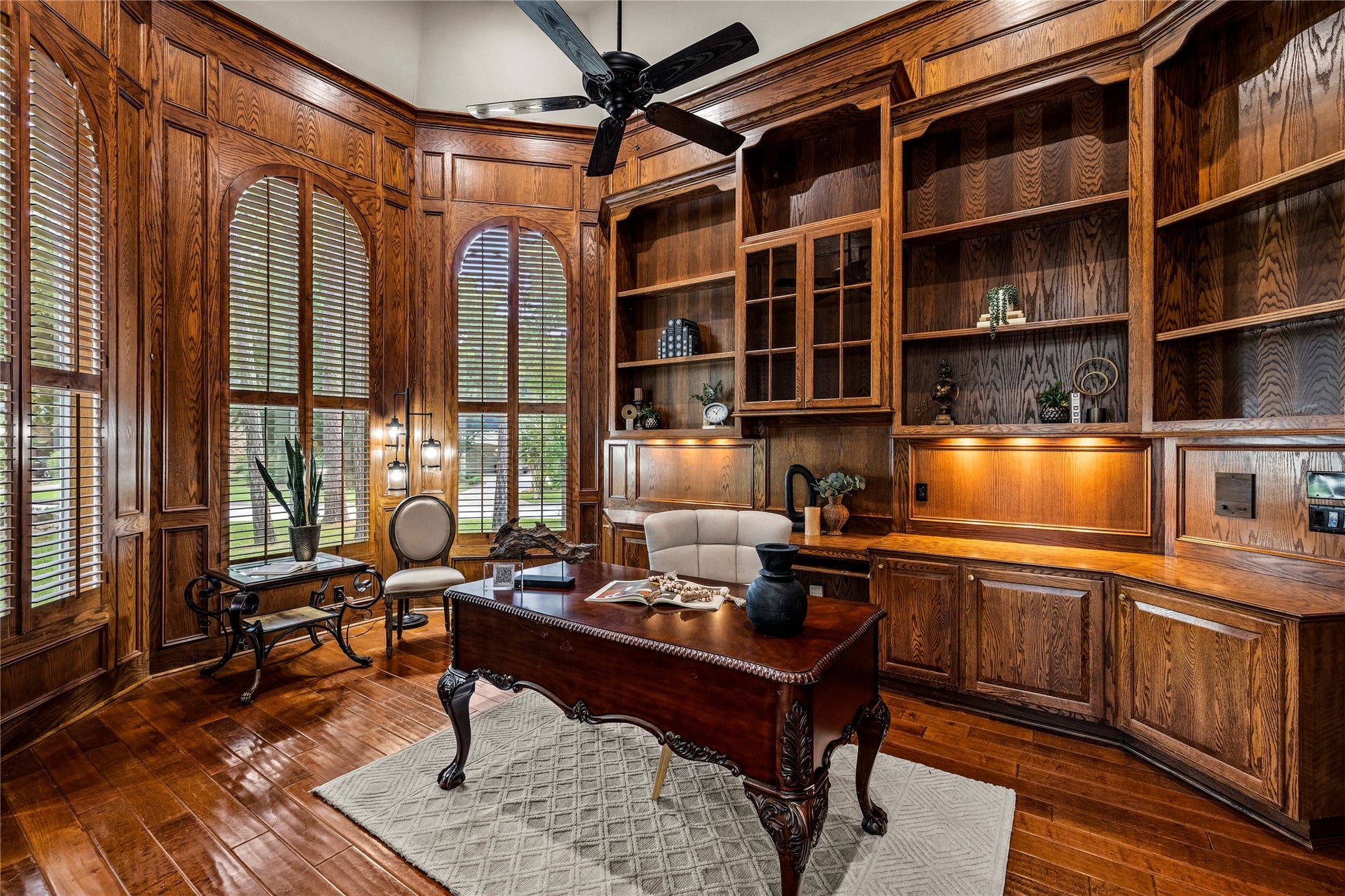 A study / office that matches the quality of this estate home.