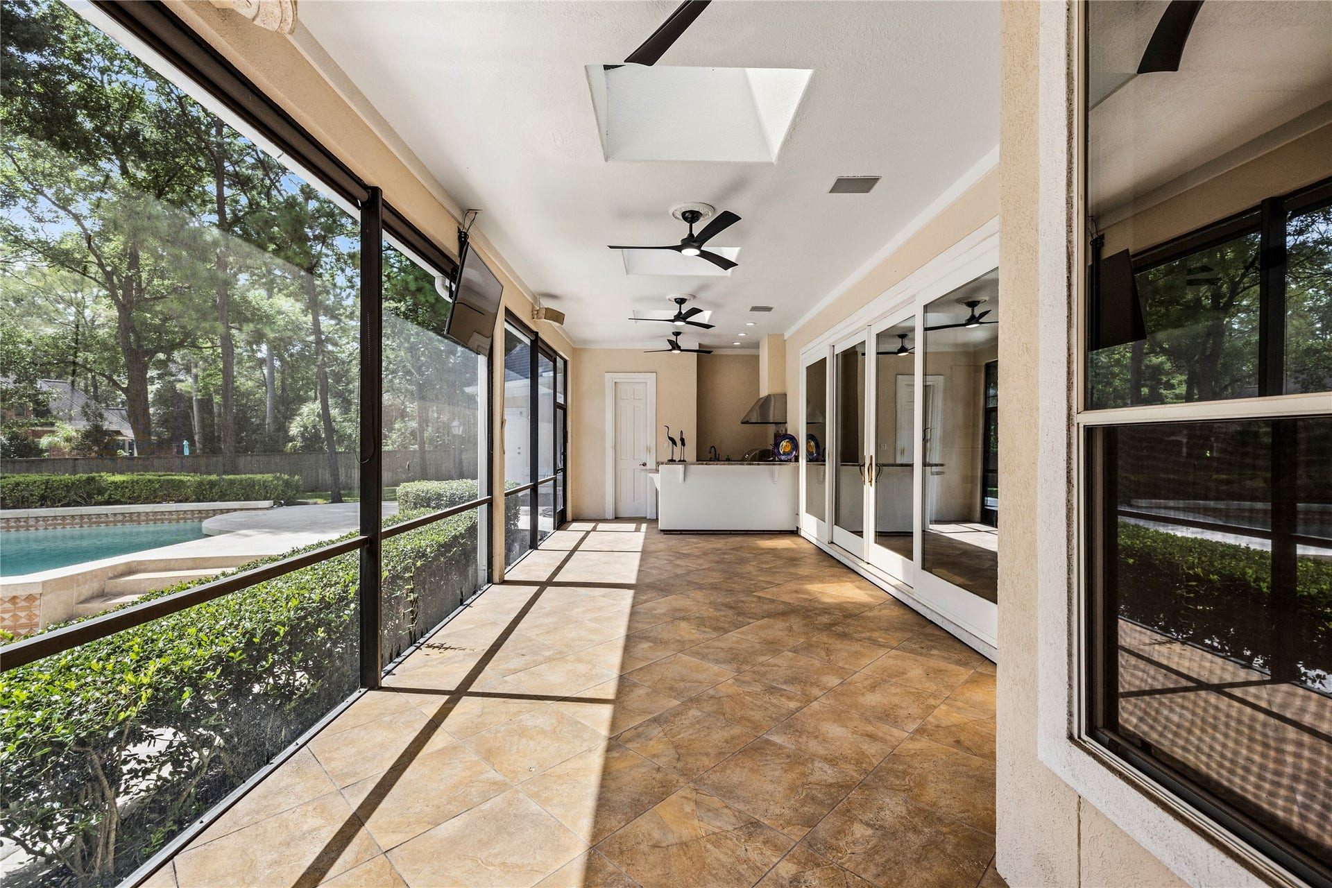 3 N Benton Woods Circle, The Woodlands, TX 77382