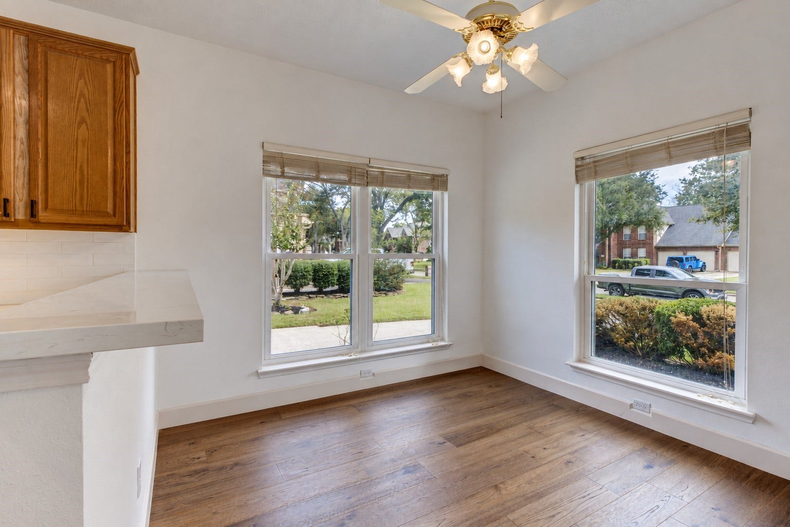 304 Melodywood Drive, Friendswood, TX 77546 304 Melodywood Drive, Friendswood, TX 77546