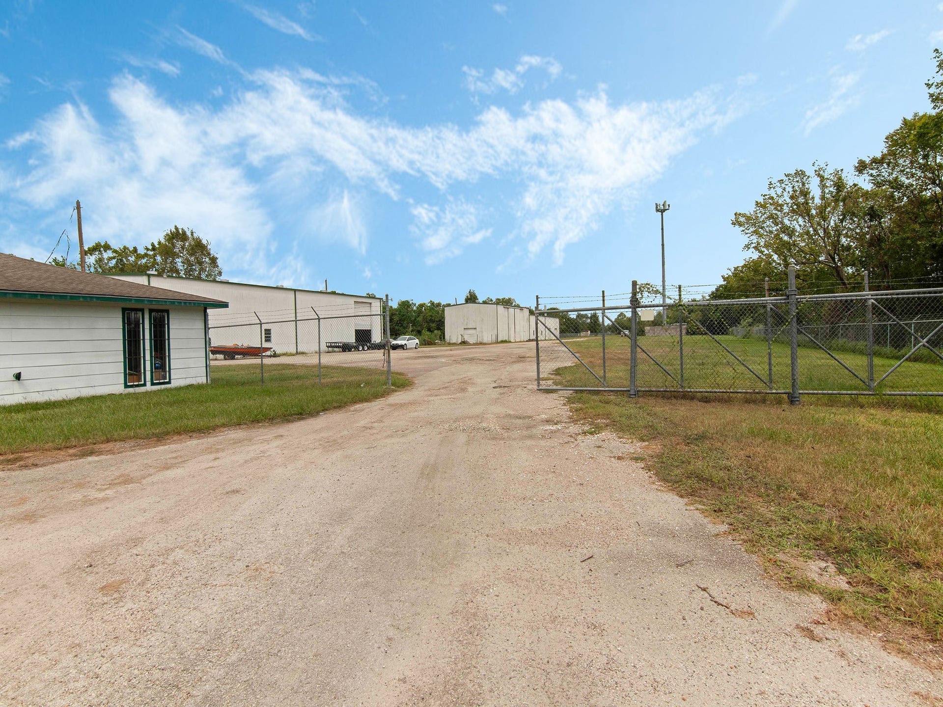 3149 Harkey Road, Pearland, TX 77584 3149 Harkey Road, Pearland, TX 77584