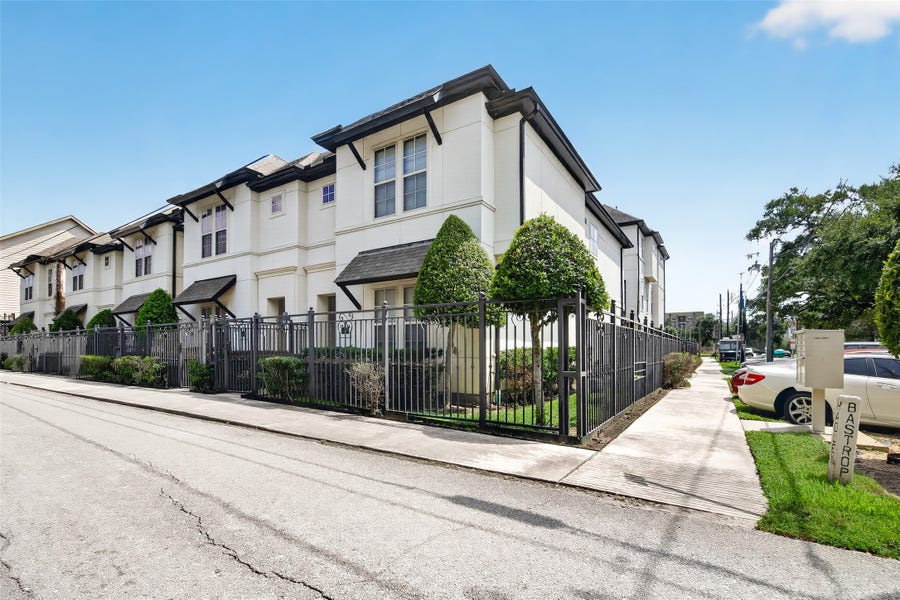 Property photo for 2219 Bastrop Street, Houston, TX