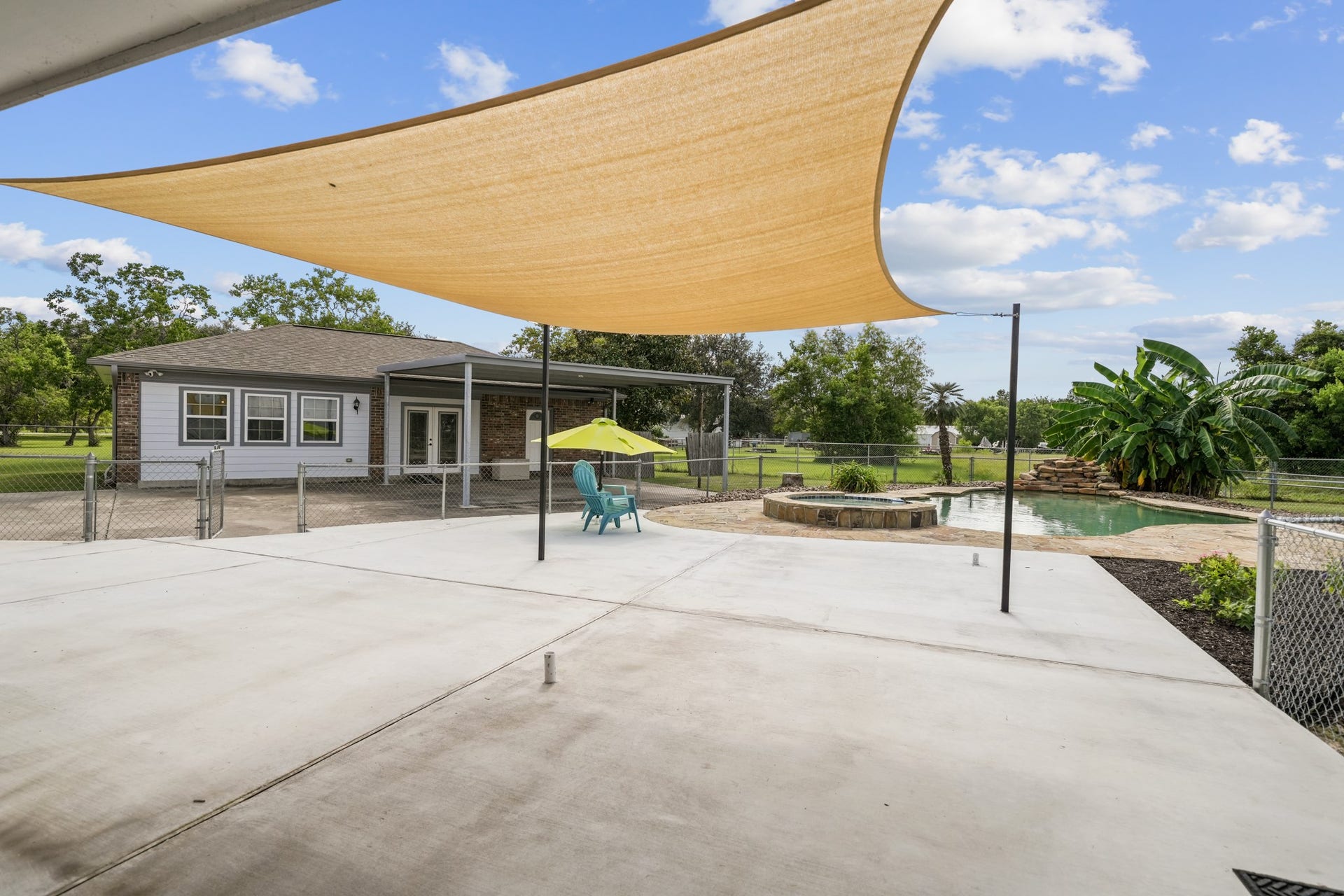 4435 S Tower Road, Santa Fe, TX 77517 4435 S Tower Road, Santa Fe, TX 77517