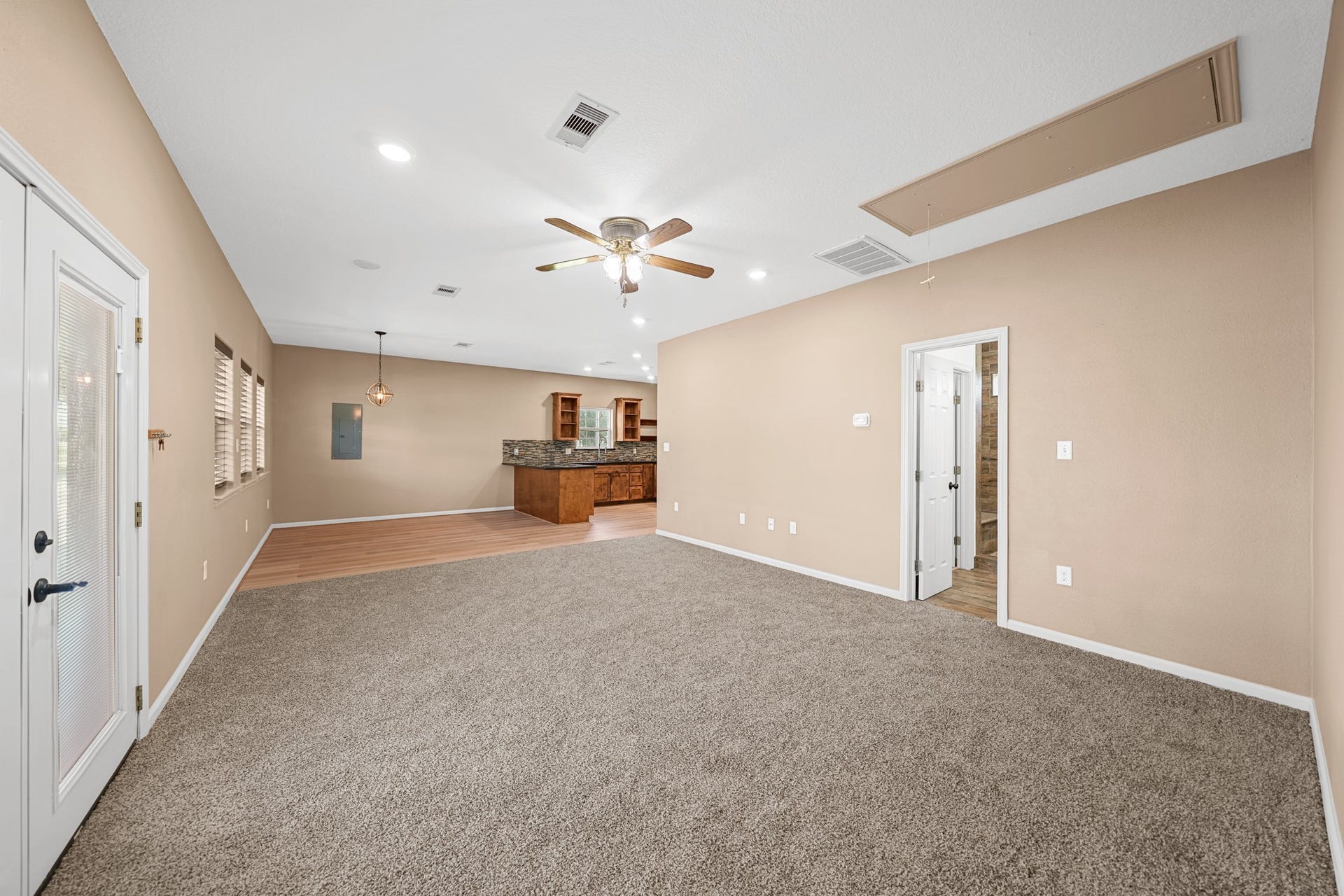 4435 S Tower Road, Santa Fe, TX 77517 4435 S Tower Road, Santa Fe, TX 77517