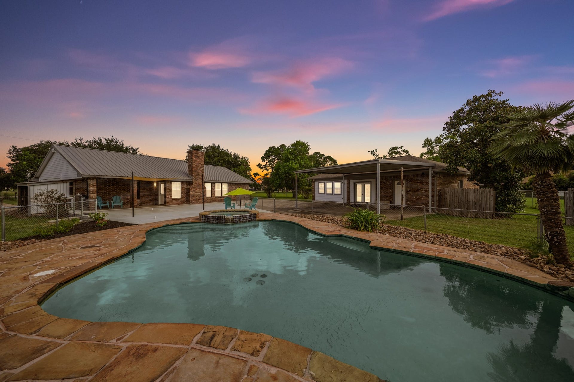 4435 S Tower Road, Santa Fe, TX 77517 4435 S Tower Road, Santa Fe, TX 77517
