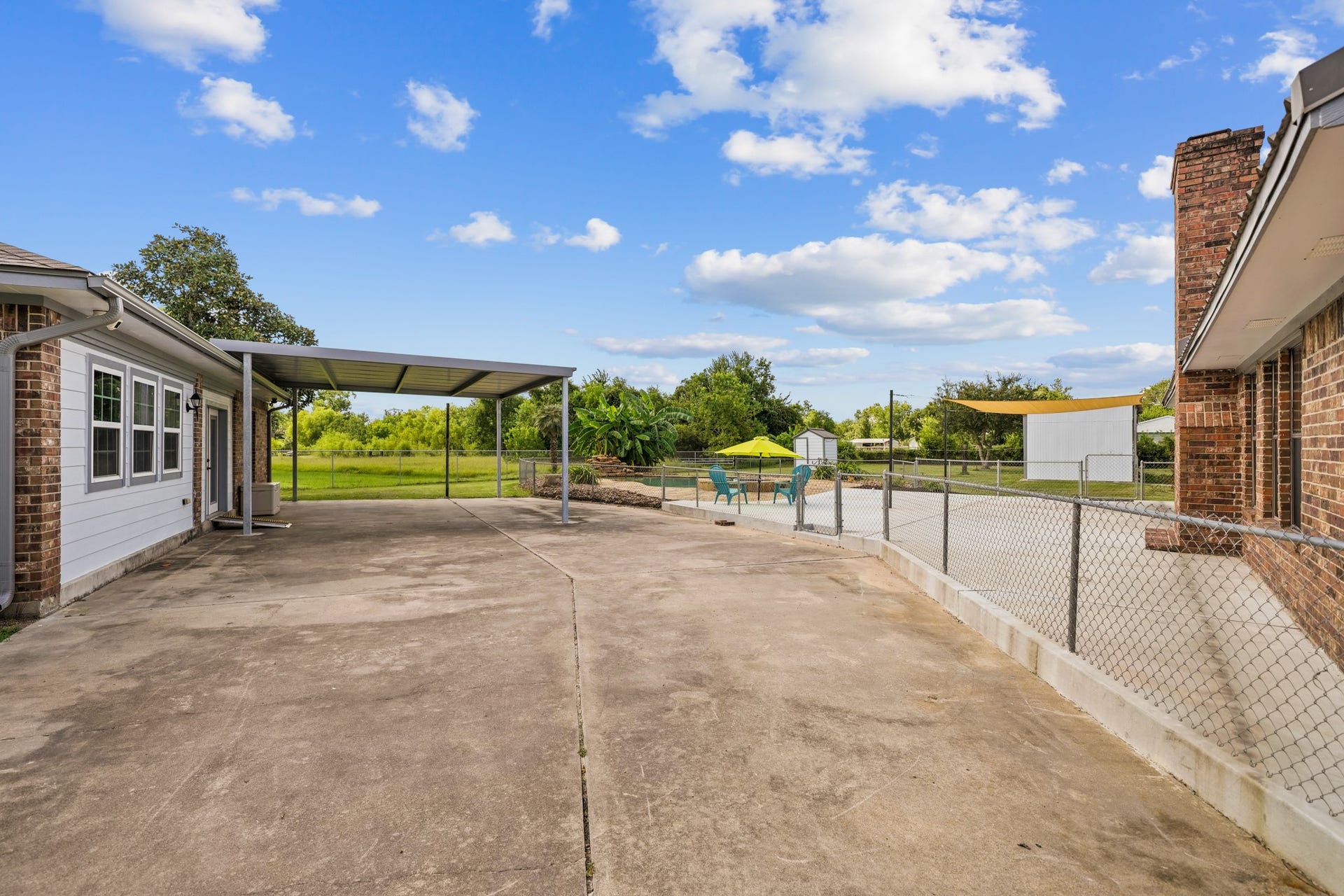 4435 S Tower Road, Santa Fe, TX 77517 4435 S Tower Road, Santa Fe, TX 77517