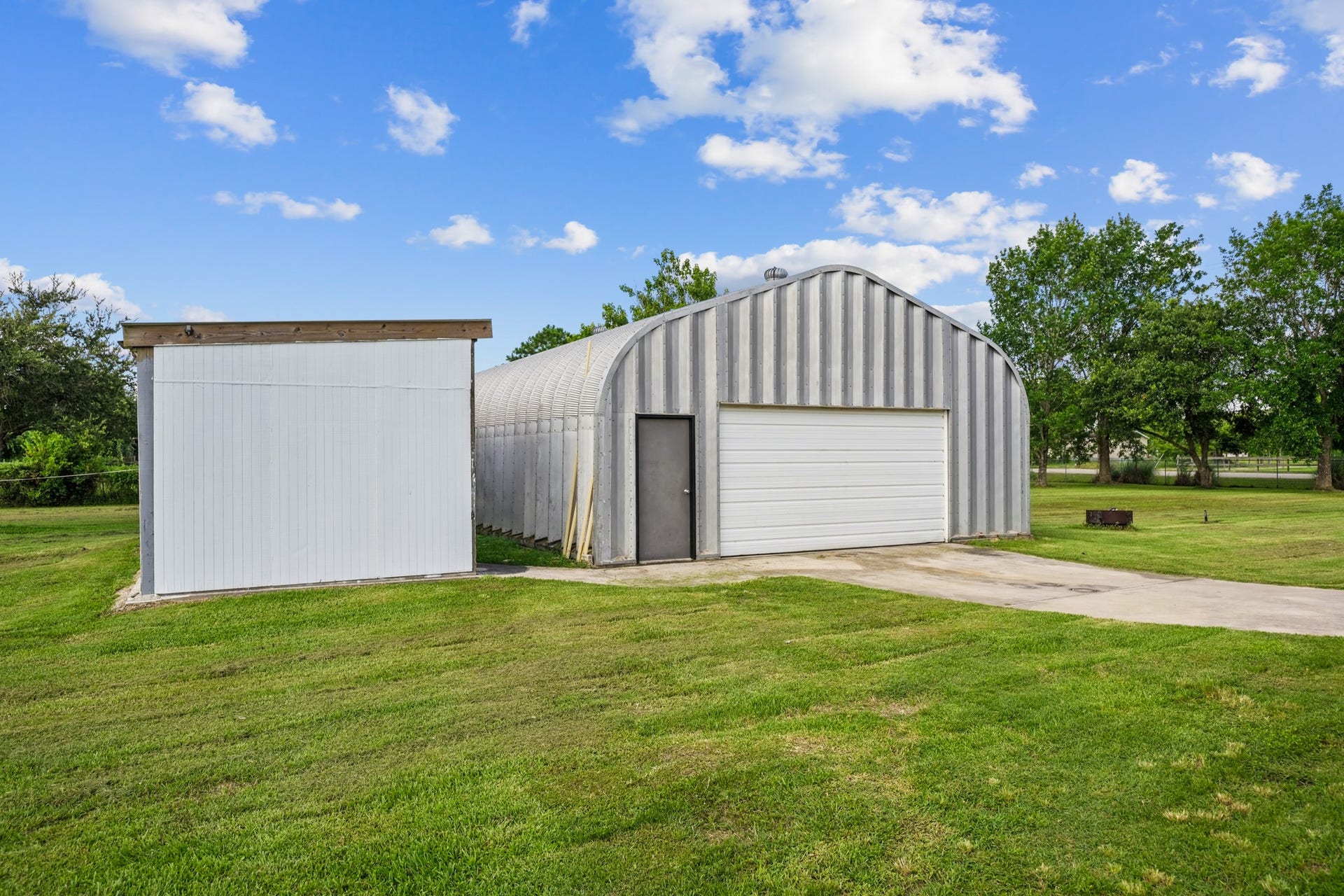 4435 S Tower Road, Santa Fe, TX 77517 4435 S Tower Road, Santa Fe, TX 77517