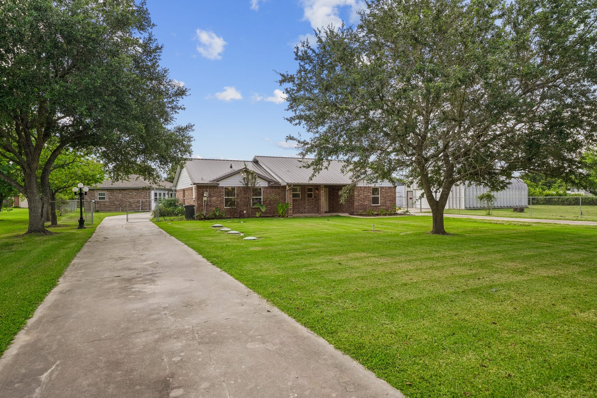 4435 S Tower Road, Santa Fe, TX 77517 4435 S Tower Road, Santa Fe, TX 77517