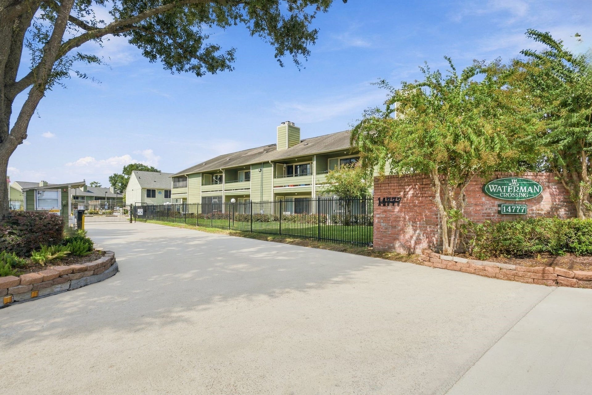 14777 Wunderlich Drive, #413, Houston, TX 77069 Welcome home!