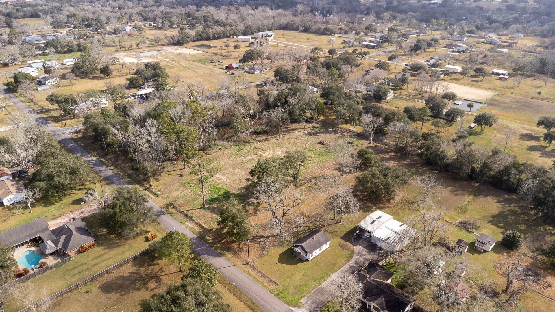 4813 S Elm Avenue, Santa Fe, TX 77517 4813 S Elm Avenue, Santa Fe, TX 77517