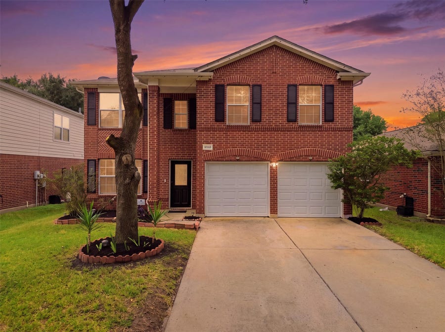 Property photo for 17311 Shadow Ledge Drive, Houston, TX