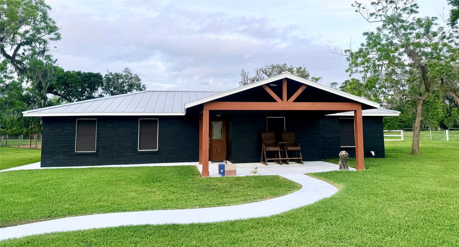 Property photo for 4238 County Road 507, Brazoria, TX