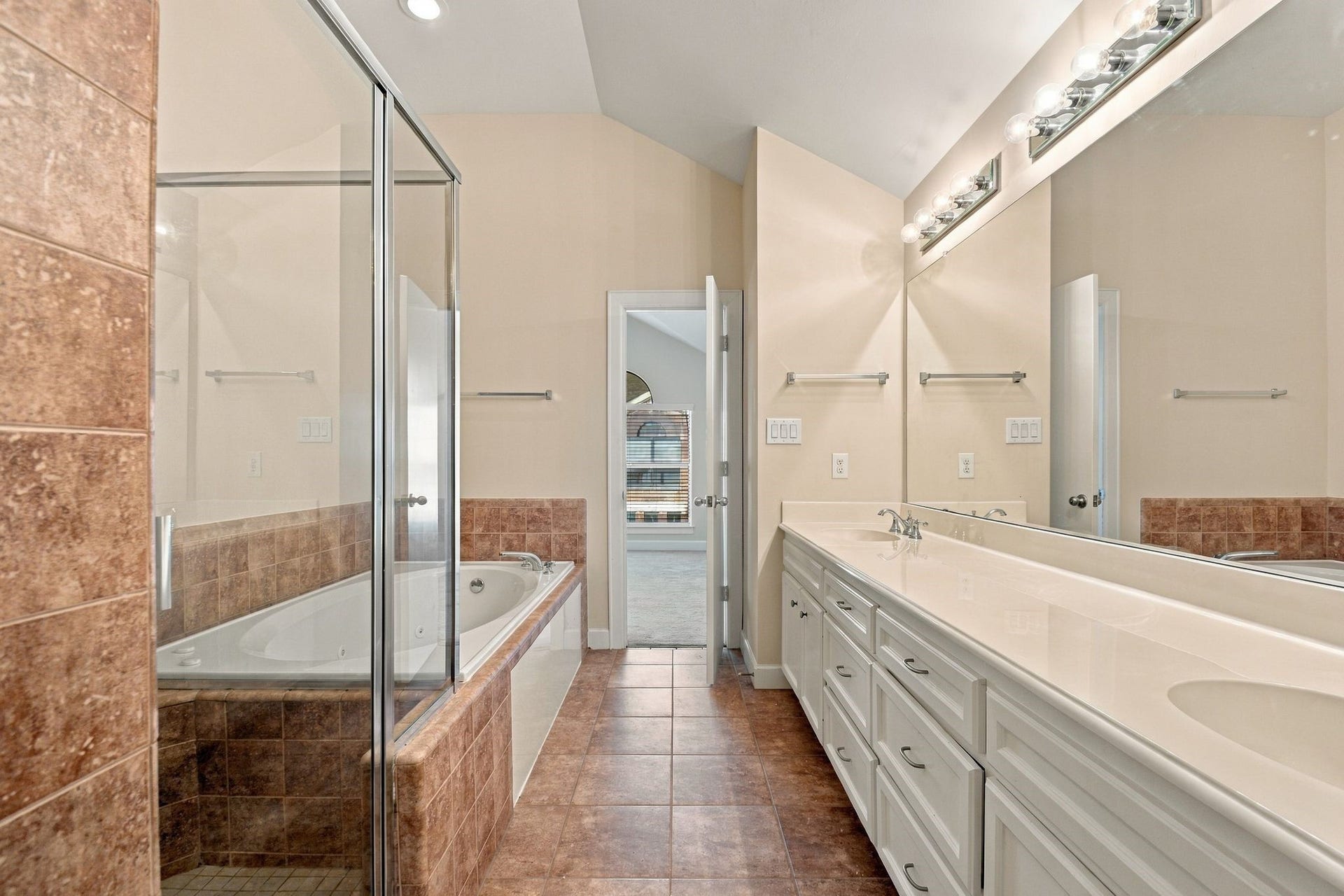 648 Westcross Street, #805, Houston, TX 77018 648 Westcross Street, #805, Houston, TX 77018