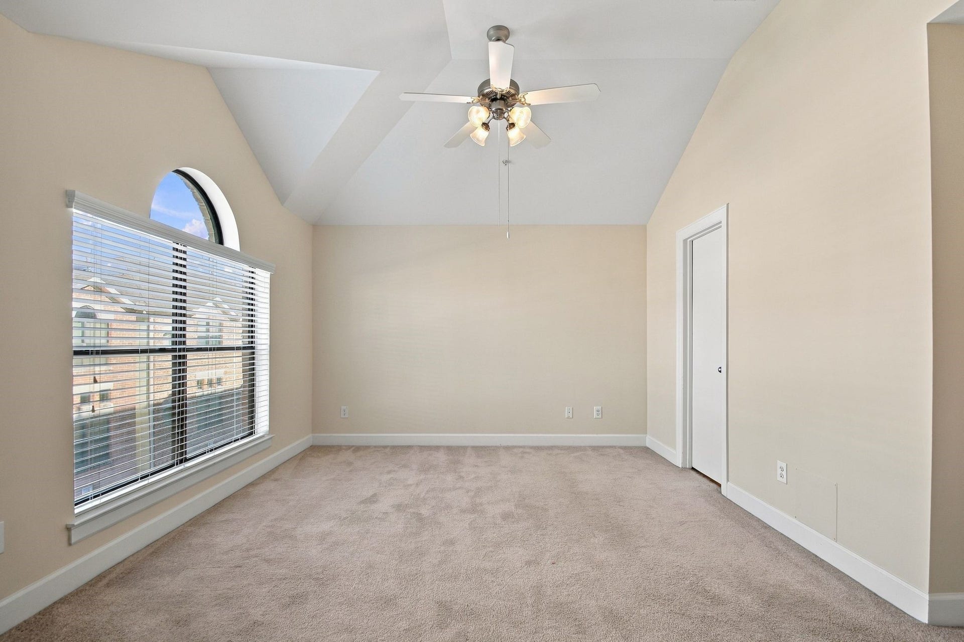 648 Westcross Street, #805, Houston, TX 77018 648 Westcross Street, #805, Houston, TX 77018