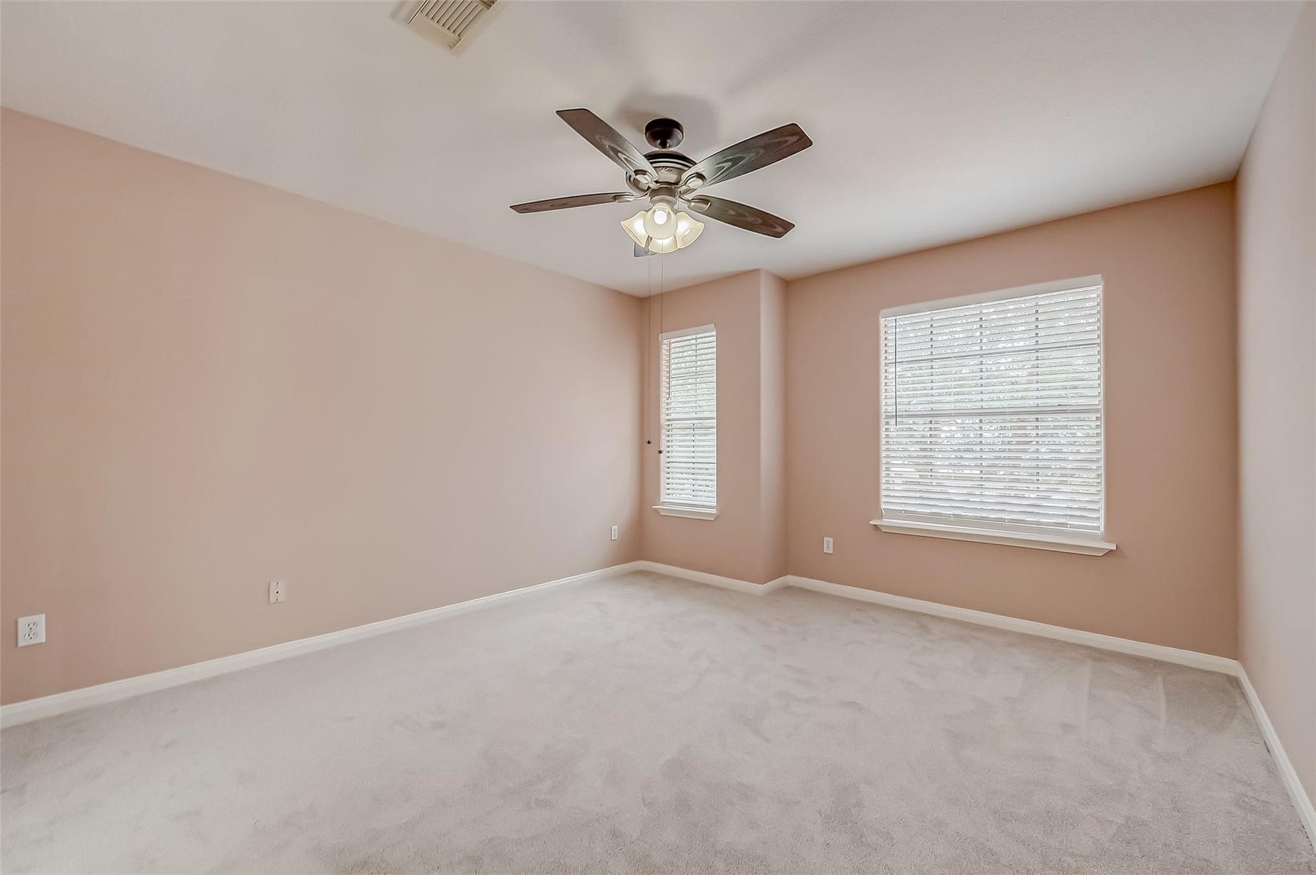 2710 Grants Lake Boulevard, #K3, Sugar Land, TX 77479 Primary Bedroom