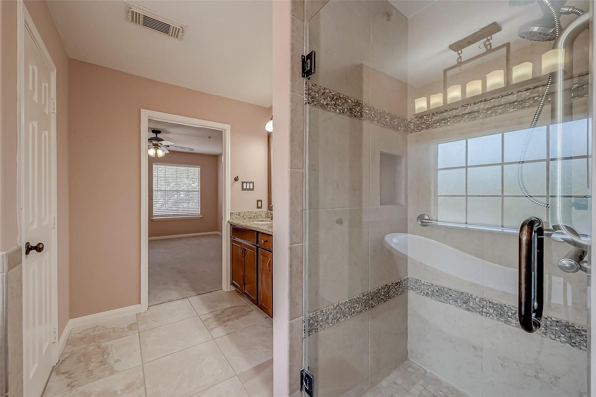 2710 Grants Lake Boulevard, #K3, Sugar Land, TX 77479 Primary Bathroom- Seperate Tub & Shower