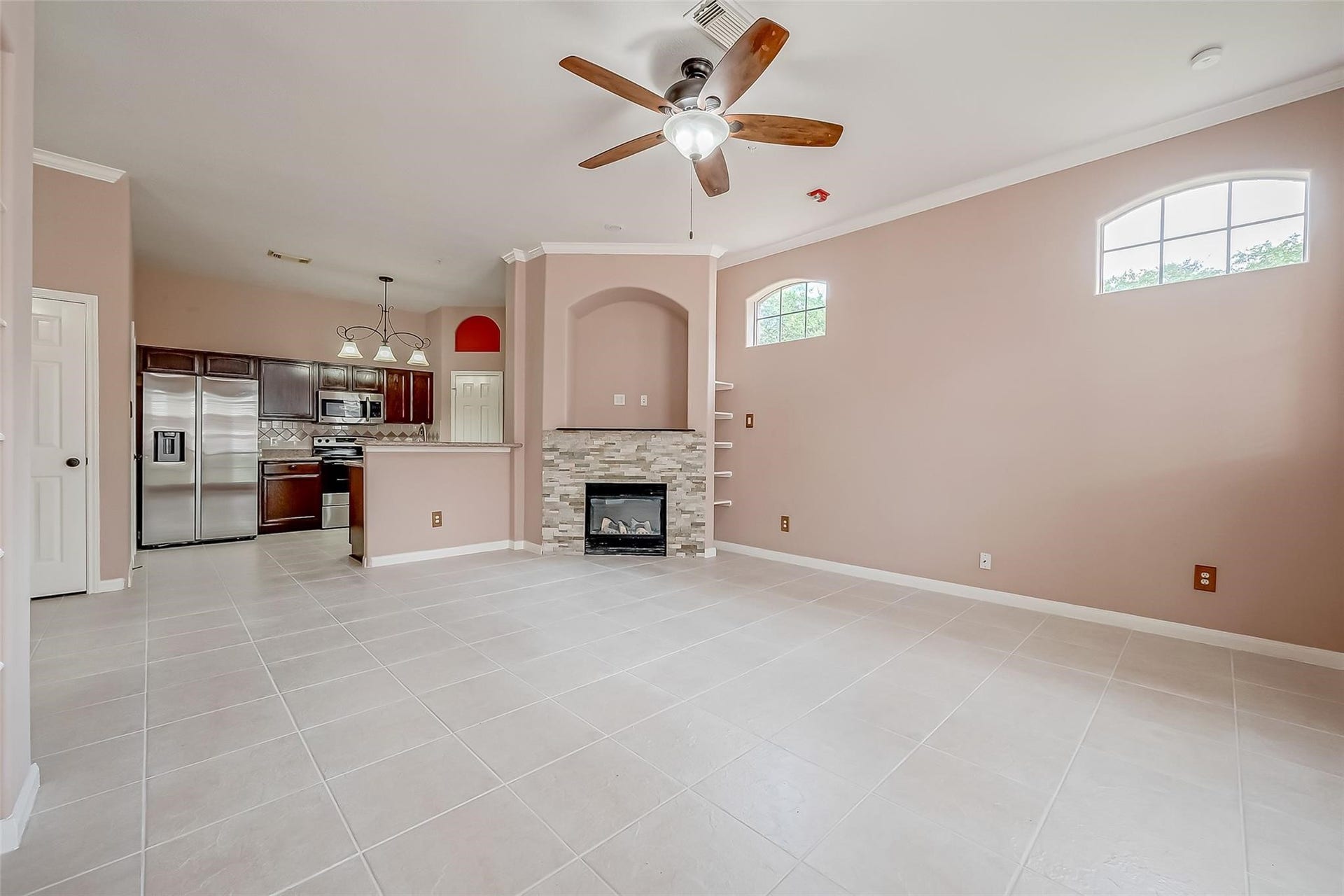 2710 Grants Lake Boulevard, #K3, Sugar Land, TX 77479 Living Room-Open Concept