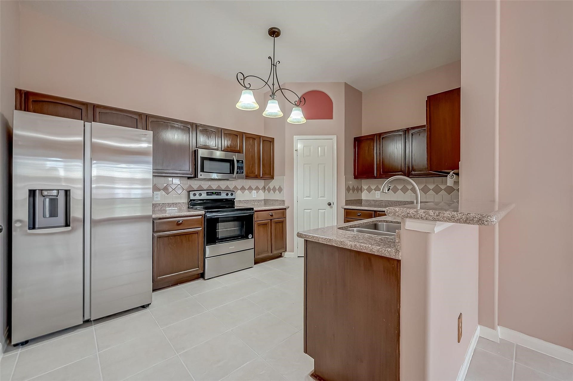 2710 Grants Lake Boulevard, #K3, Sugar Land, TX 77479 Kitchen